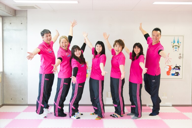 元気いっぱいな、私たちと一緒に頑張りましょう!